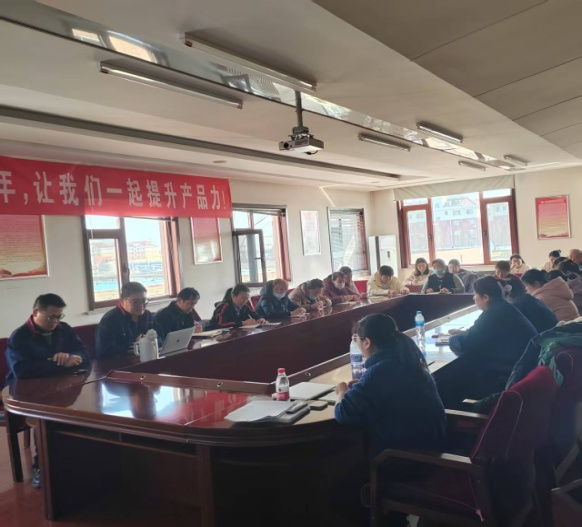 面食分公司員工進行產(chǎn)品質(zhì)量的培訓(xùn)與考核